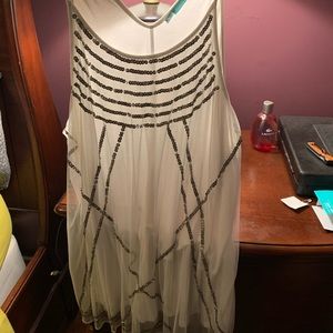 Beautiful sequenced top.